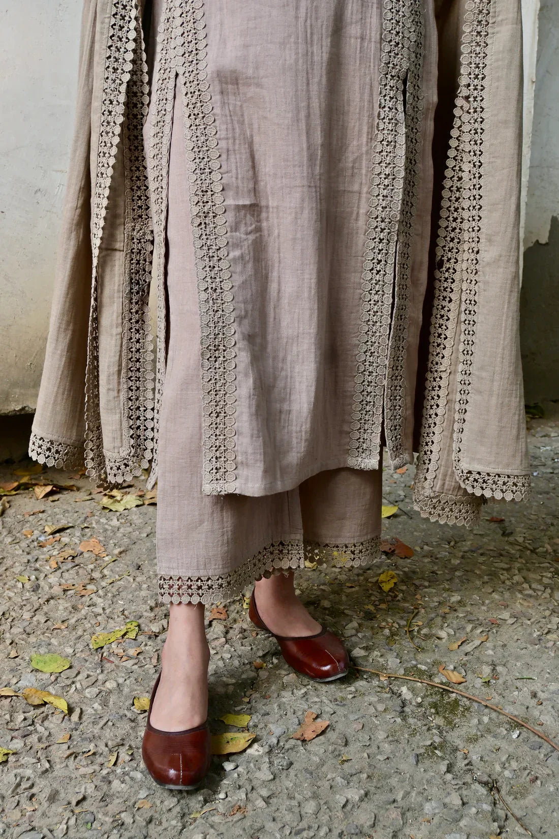 Jiya Elegant Lace-Detail Premium Kurta Set