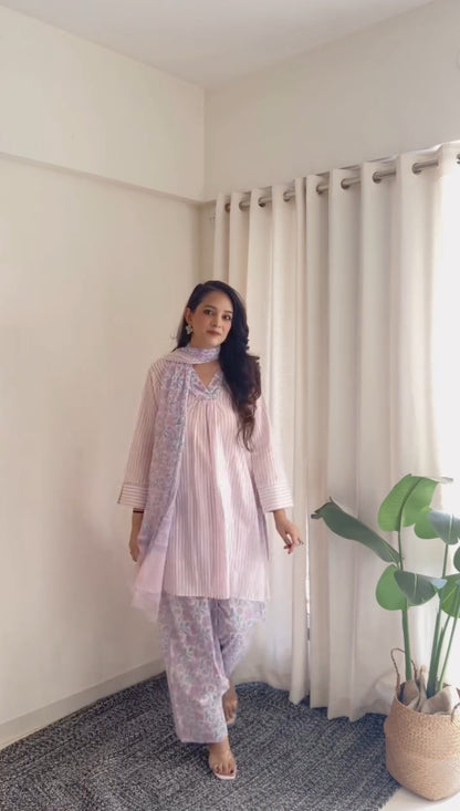 Pink Floral Kurta set