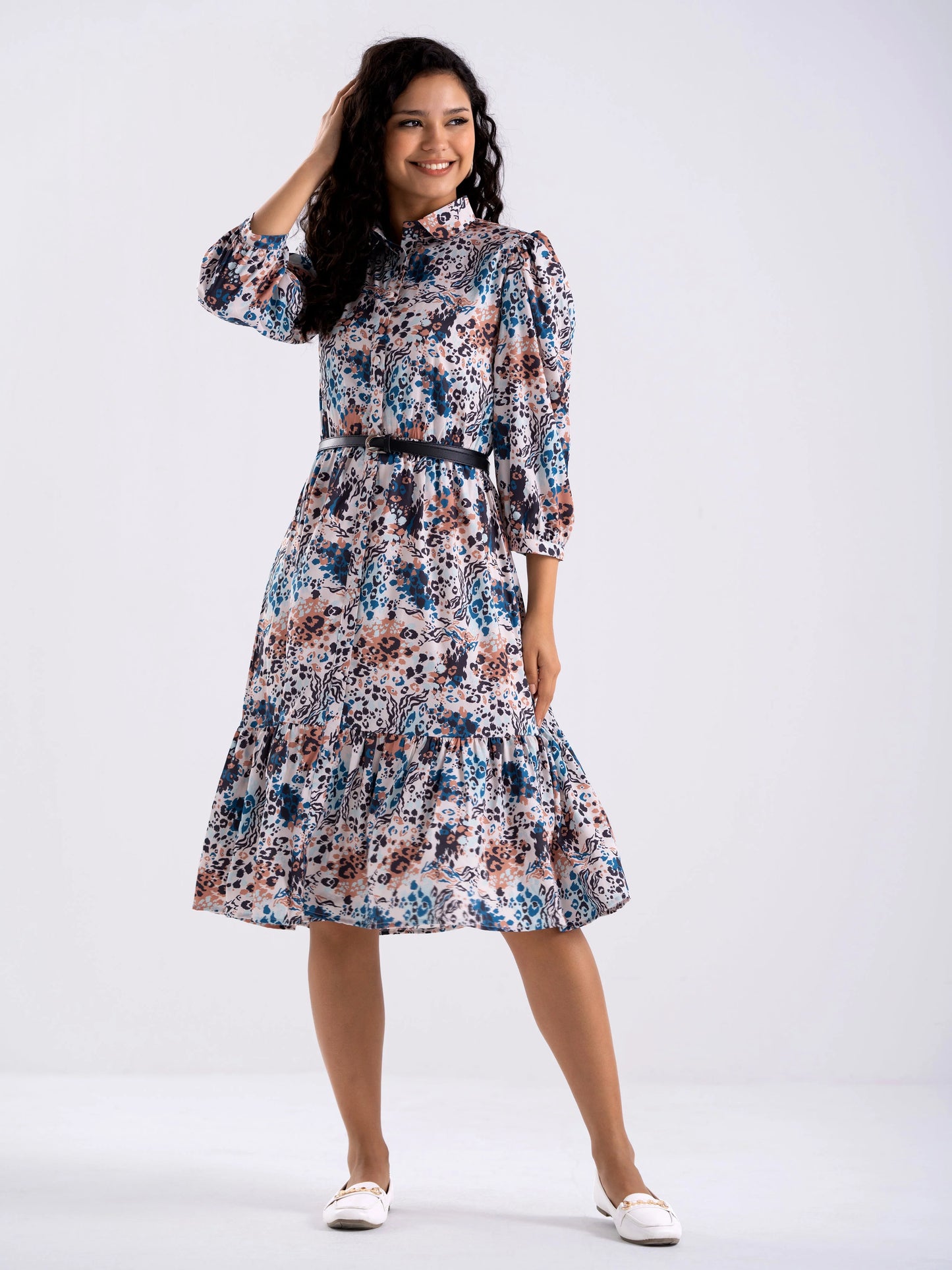 Women Diamond Creap Absract Print Coller Neck Fit & Flare Blue Color Dresss