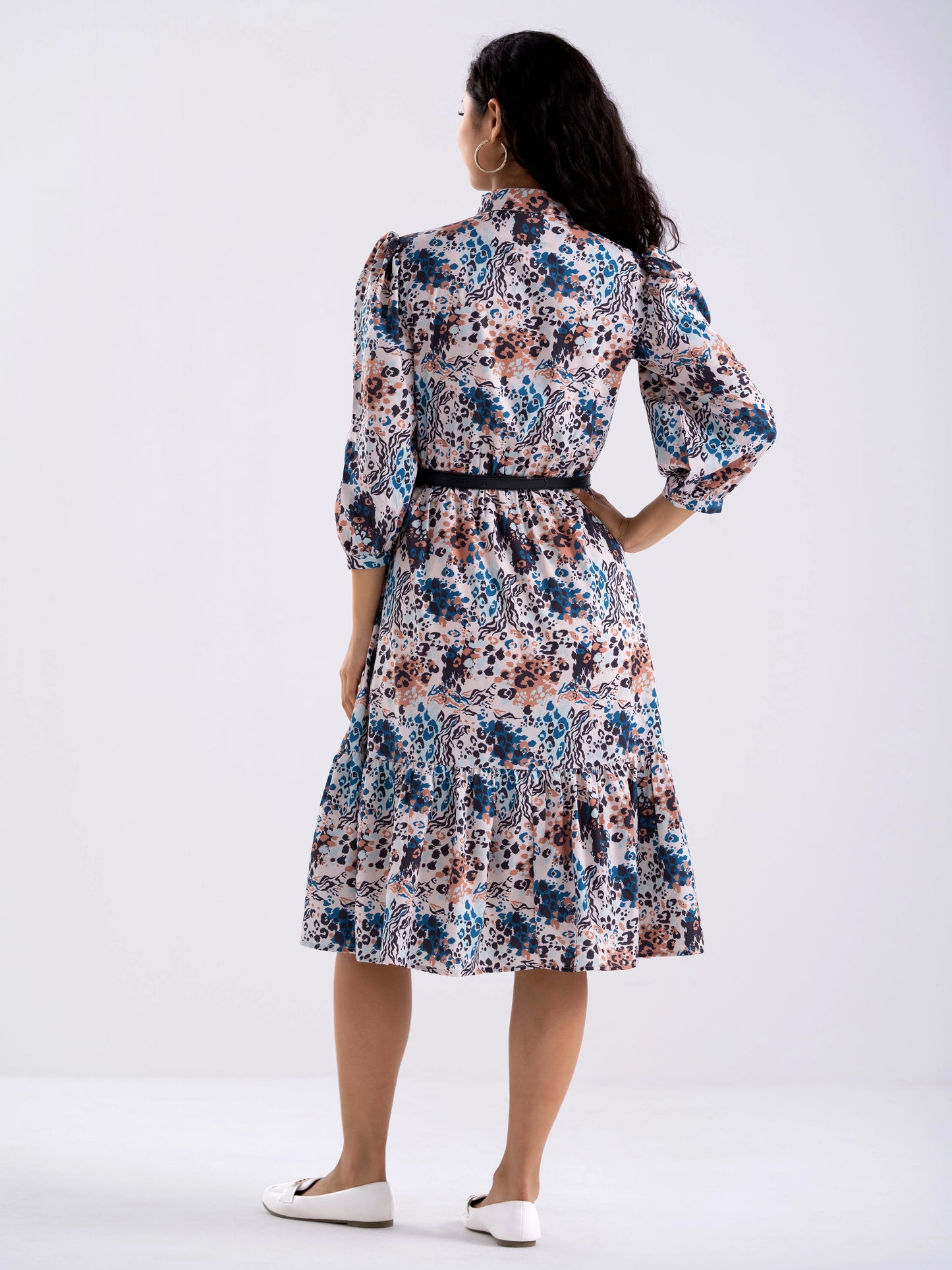 Women Diamond Creap Absract Print Coller Neck Fit & Flare Blue Color Dresss