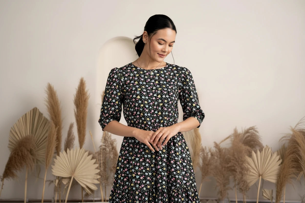 Thomas Black Crush Crepe Printed Fit and Flare Western Dress