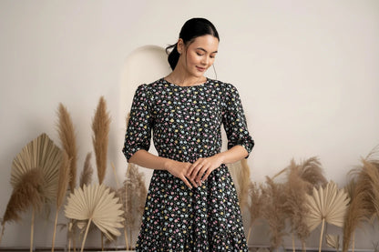 Thomas Black Crush Crepe Printed Fit and Flare Western Dress